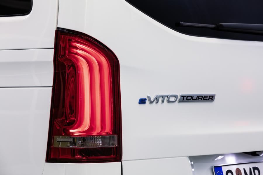 Детали экстерьера Mercedes-Benz eVito Tourer (W447) 2020 года  (WW) (фото 7 из 22)